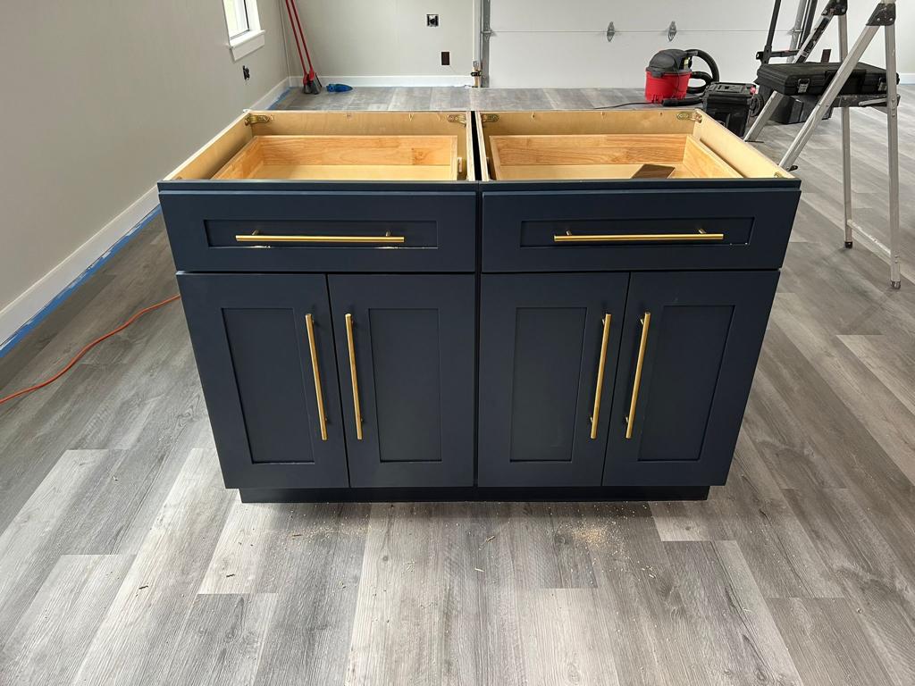Arizona Kitchen Cabinets: Local Cabinet Solutions with Same-Day Pickup